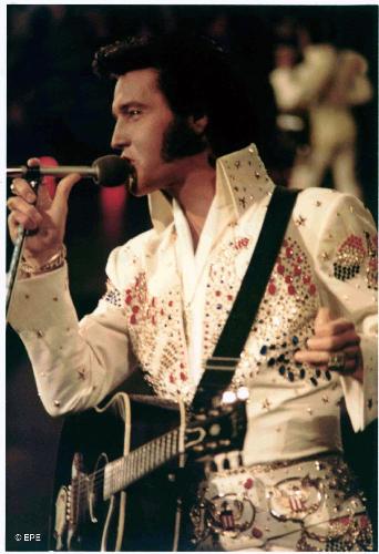 Elvis in Hawaii - Elvis when he looked his best.