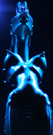 jonathan davis mic stand 2 - close up