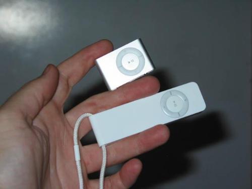 compare the old n new ipod from apple ..  - compare the old n new ipod from apple .. , the new one is called Apple iPod Shuffle Gen 2, it is so rocks solid n small, too small that you can drop it on the chair of mass transportation I think. so becarefull of miss it when you bought it . hehee just a joke.