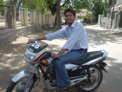 Motor Biking - Riding Hero Honda Ambition 135, a very cool 123cc bike!