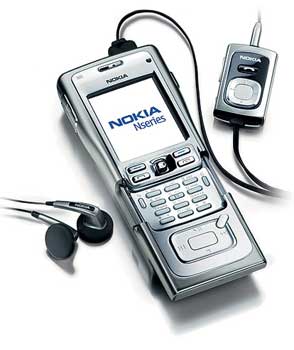 n91 - An open N91 cell phone.