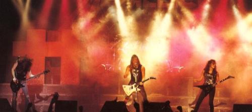 Tour - Metallica performing live in the Damage INC tour.One of the best performances in the beginning.