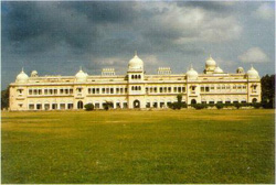 presidency of lucknow before independence - photo shows presidency of lucknow before independence.