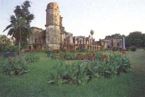 bhulbhulaiya, lucknow - photo shows a view of bhulbhulaiya of lucknow