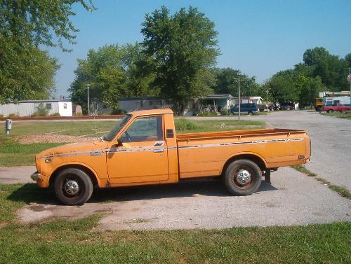 ol'boy - This truck was my husbands is always told me he wanted a dodge dually, instead he got a 77 toyota sr5  LOL it was his brithday present to him