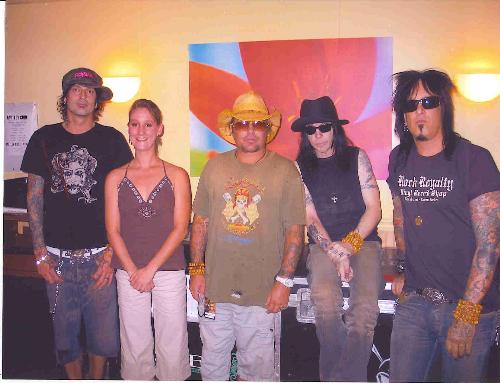 now i can  die happy!! - motley crue rocks!!!