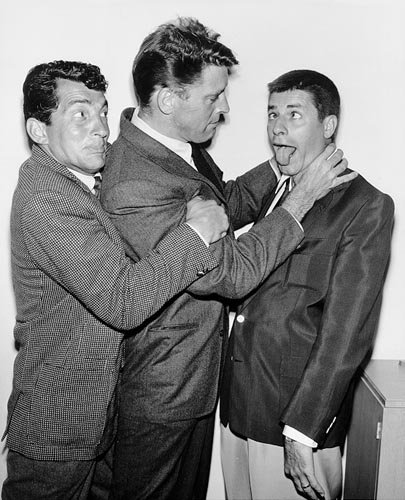 Dean Martin - Jerry Lewis, Dean Martin - Jerry being choked by Burt Lancaster