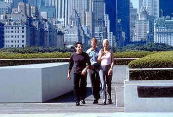 Keeping the faith - Ben Stiller,Jenna Elfman and Edward Norton in keeping the faith.