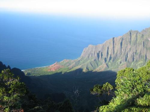 Na Pali Coast - Picture of the Na Pali Coast, taken from the end of the Waimea Canyon Road, Kauai
