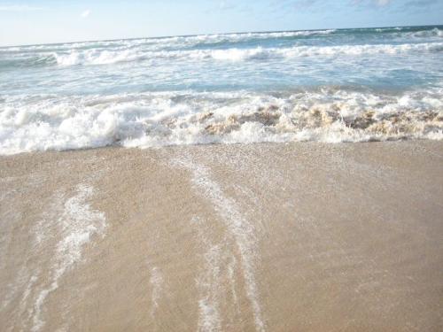 Surf on the Northwest coast of Kauai - Surf, NW cost of Kauai, beautiful place.