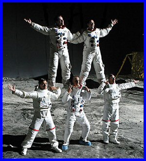 Rammstein - Rammstein 'posing' during the recording of the videoclip for the song 'Amerika'.