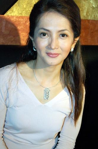 Anna Maria - Senior Indonesian Artist