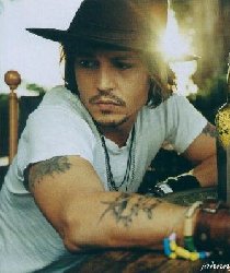 johnny depp - bad boy!!!! look his tatto..:D:D:D:P