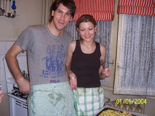 me cooking - cooking with my friends