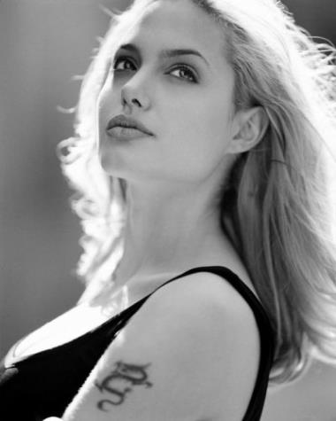angelina  jolie - angelina jolie