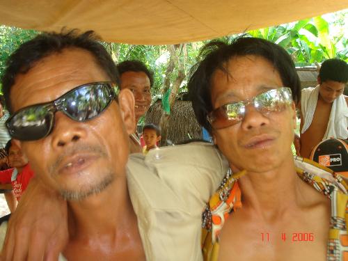 ideal man? - who is your ideal man - the one wearing black sunglasses or the one beside him? lol