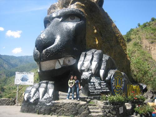 Lion - This lion is what you look for when travelling to Baguio via Kennon road. This is the usual stop-over before traversing the zigzag road, almost 30 mins away from Baguio, dubbed as the Summer Capital of the Philippines.   You must stop here before proceeding or else...