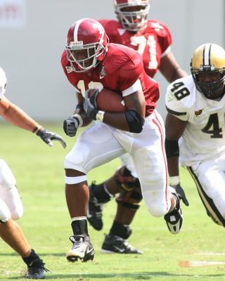 Tide back finds the hole. - Alabama's Juimmy Johs finds daylight.  Johns finds a huge hole in Vandernilt's defense.