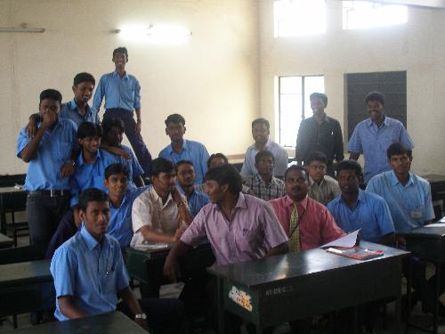 mechanical class karunya - this is my class room.. and these are my friends and a staff,..