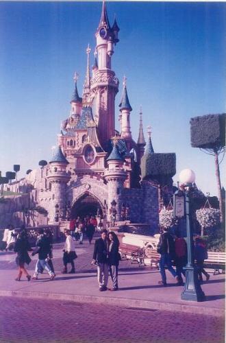 Disneyland - Wonderful memory in Disneyland Paris