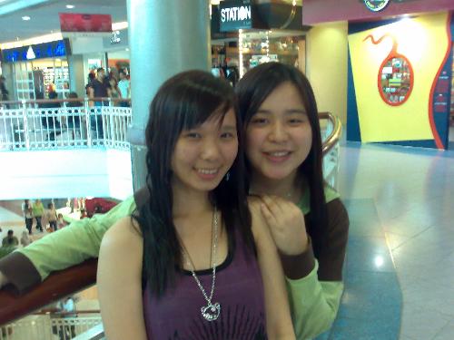 ht n st - ting n thian took tis foto at piramid