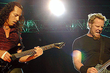 Hetfield &Hammet - Hetfield and Hammet performing Master of Puppets live.
