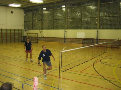 badminton - to play badminton