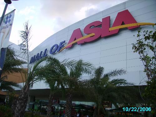 Mall of Asia - mall of Asia is one of the biggest mall in the world.. it was located @ Manila, Philippines. My aunt udes to go there..and im hoping that i can go there someday if i have more money..