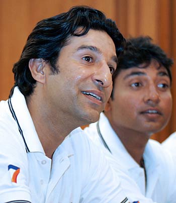 wasim akram - wasim with jadeja