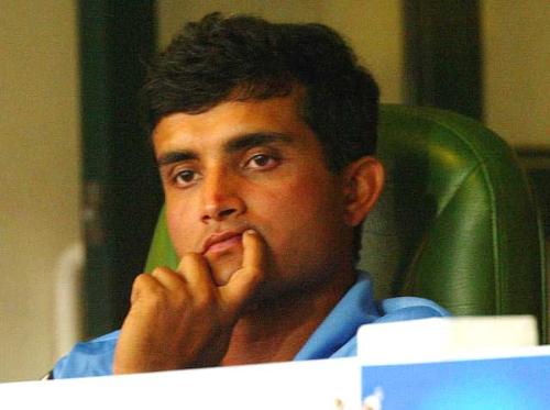 saurav - he s d former captain of india,, he has been called as the tiger of bengal.. he s now in calcutta.. he do play very nice batting.. he is 34 year old bats man