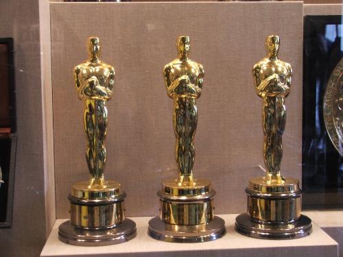 Academy !! - Oscars are coming soon and be sure you don't miss them ..