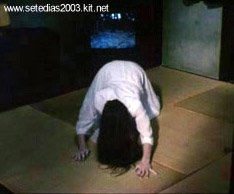 Sadako crawling - This is Sadako crawling in the film Ringu. My favorite horror pose!