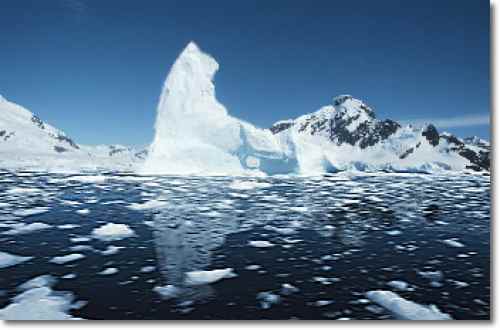 Dry ice in gulf stream - This picture is of the dry ice in the gulf stream thats melting and discovery channel revealed it may soon engulf the gulf stream.