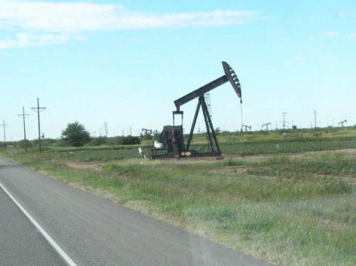 Oil drilling in West Texas - Driving through West Texas, on the way to Lubbock. Yes, it really DOES look like that, out there.