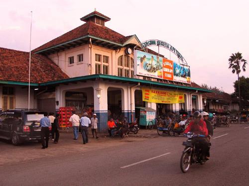 Raillway Station at Tegal - Small station at Tegal city,central java. Its a small city, nice and laid at north java coastal area.