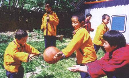 basketball - playing basketball