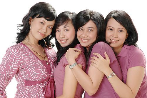 'Piratesware girls gank' - my best friend and myganx