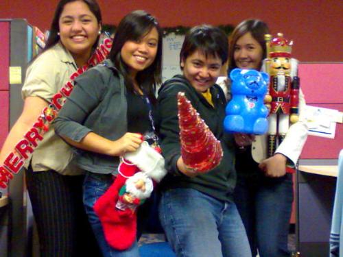 Miss Christmas 2006 - bored again..!!