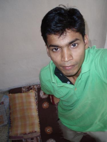 vvek in green - hehehehe