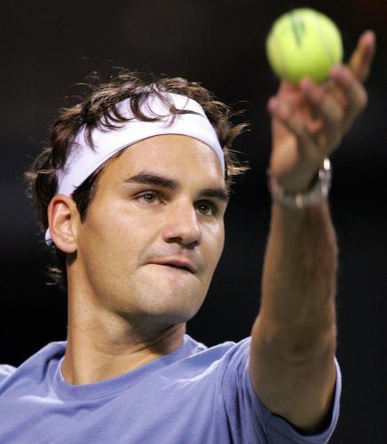 Roger Federer - the undisputed tennis champion!!! - Well, almost everyone knows him now.... do I have to tell anything more??? There is no need to praise legends....
