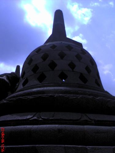 borobudur - by cyberbanget