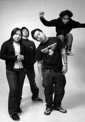 urbandub - i saw this photo on their myspace.