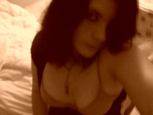cassie smuck - she is the most beautiful girl i ever seen in my life...and i love her.