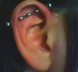i want this piercing too - awesome ear piercing