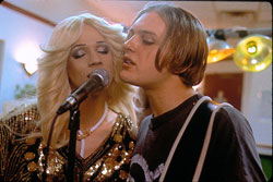 Hedwig - Close up of Hedwig, singing with what will be one day 'tommy gnosis'. In this fragment they're singing 'wicked little town'.. great!