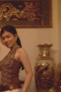 2 September 2006 - Photo shoot before we had dinner for my sister's birthday celebration.