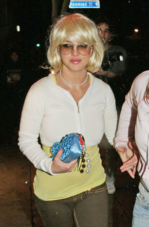 Britney Wigs Out! - Britney Wigs Out! Britney Wigs Out! Britney Wigs Out! Britney Wigs Out!