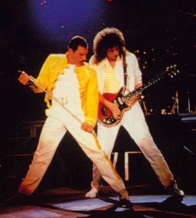 Queen - Freddie Mercury & Brian May - performing