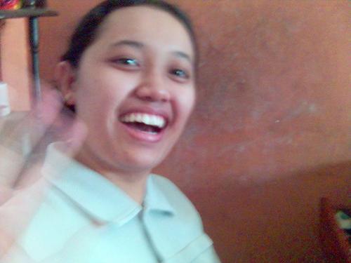 Lagi ketawa sambil kerja tuh .... :D - Hai Friend My Name is Anna :-) please invite gue yah ... hehhehe....  Please your answer about me :-)  How your input about me :-)  Thanks before