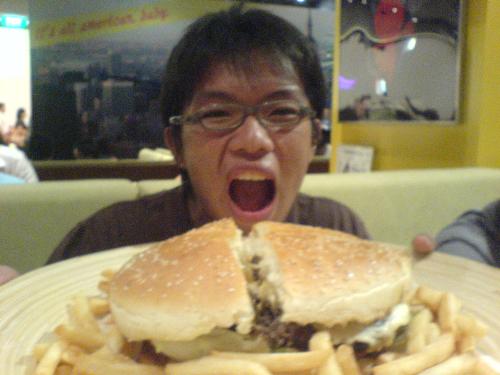 Burgur - Oversized Yankee Burgur from New York, New York